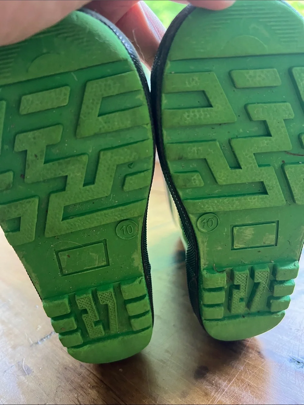 Kidorable Green Frog Rain Boots Size C10 or 10T
